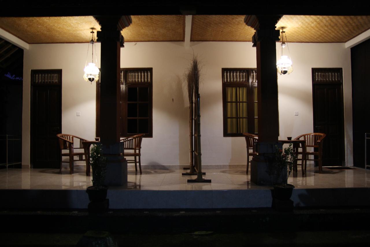Sedana Jaya Hotel Ubud  Exterior photo